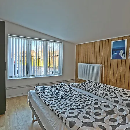 Strandens * Ishøj